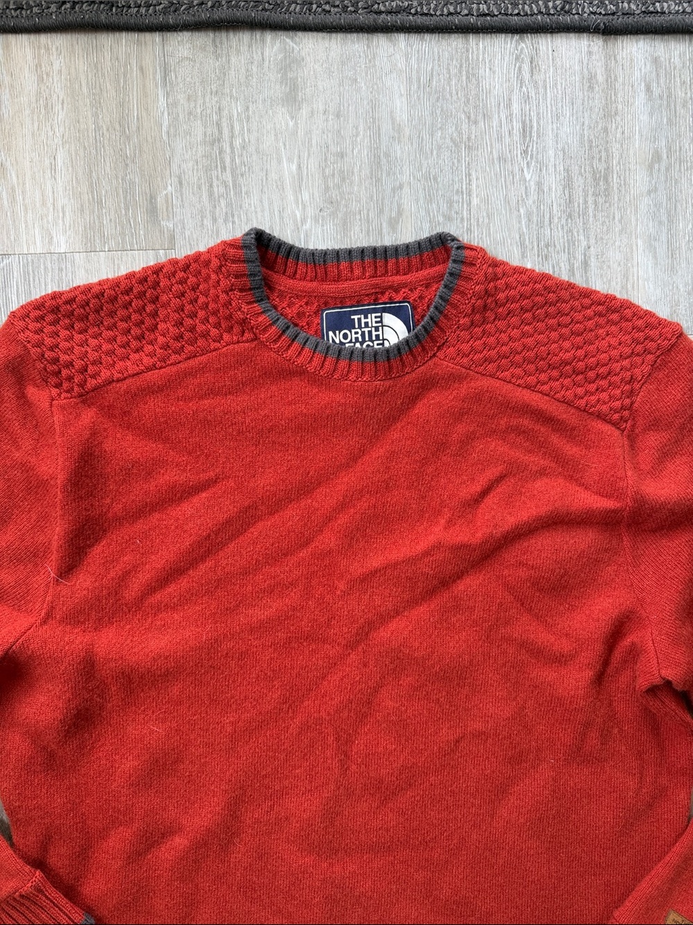 The North Face Men's Nuptse Crew Sweater - Picture 3 of 8